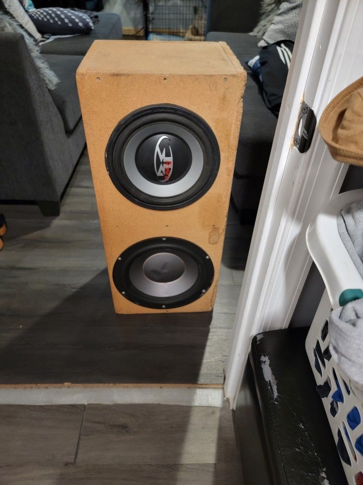 Speaker Box with Amp