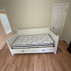 Day Bed And Mattress