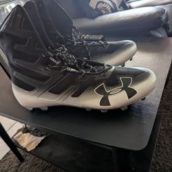 Men Cleats Under Armour Size 16