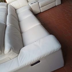 SECTIONAL GENUINE LEATHER RECLINER ELECTRIC ⚡WHITE COLOR.. DELIVERY SERVICE AVAILABLE 🚚💥🚚