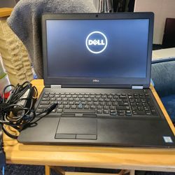 Dell Latitude E5570 LAPTOP 15.6 Inch HD Display Core i7-6600-16 GB DDR4, 256 GB