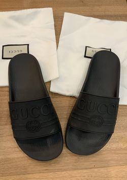 Authentic Women’s Size 9 Gucci Sandals With Original Two shoe Bags And Box