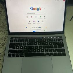 MacBook Pro W touch Bar 