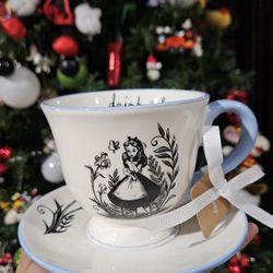 Alice In Wonderland Tea Cup