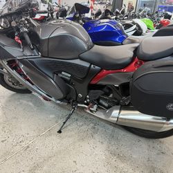 2024 Suzuki GSX-R1300