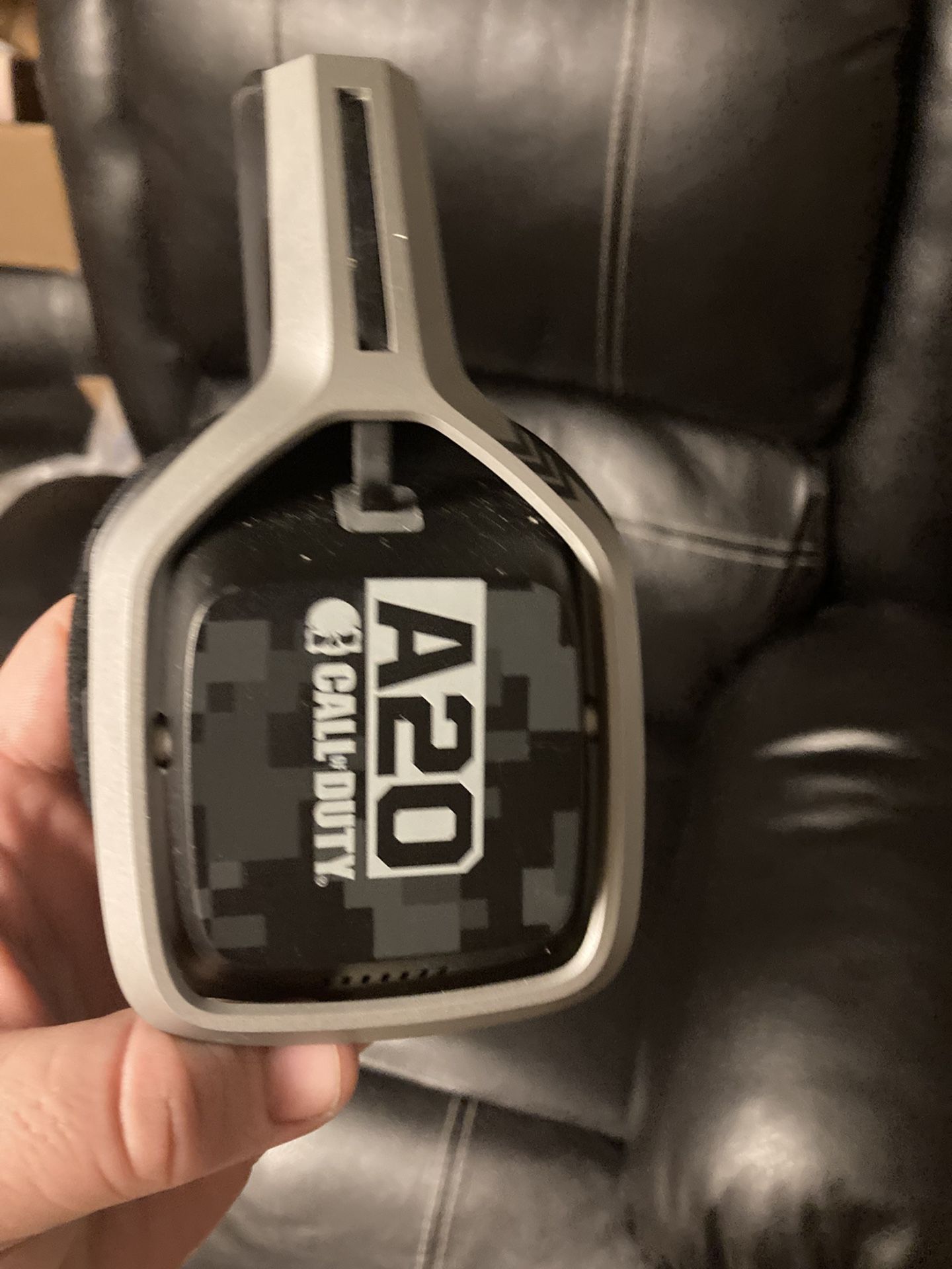 Astro a20 call of duty wireless headset for pc and Xbox Works Great No Problems At All