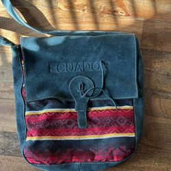Ecuador Messenger Bag