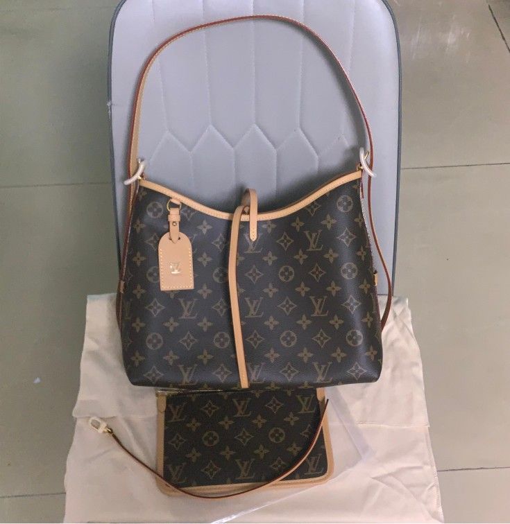 Louis Vuitton Carry All PM Shoulder Bag