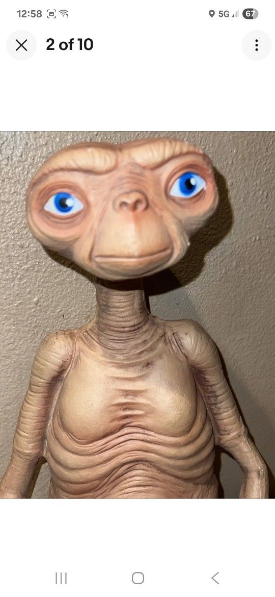 E.T. Universal Studios, 2013. Chandler