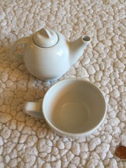 JUST DROPPED THE PRICE!!! Great Porcelain Nesting Tea Set. Rare!!