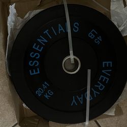 Brand New Everyday Essentials 45 LB Bumper Plate Pair 20kg