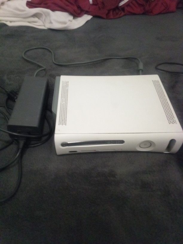 Xbox 360 w/ Power Supply