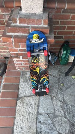 Tony hawk skate board