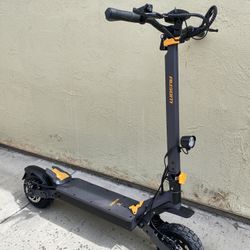 Ausom L1 Electric Scooter