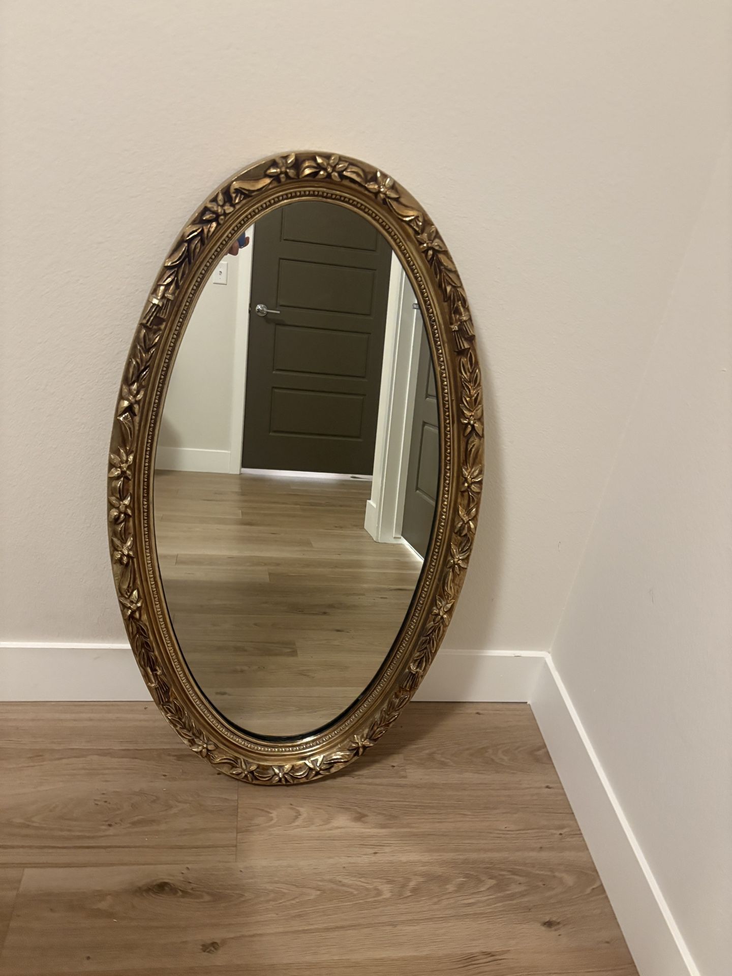 Oval Mirror