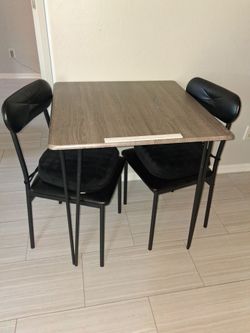 Table and 2 chairs  FREE