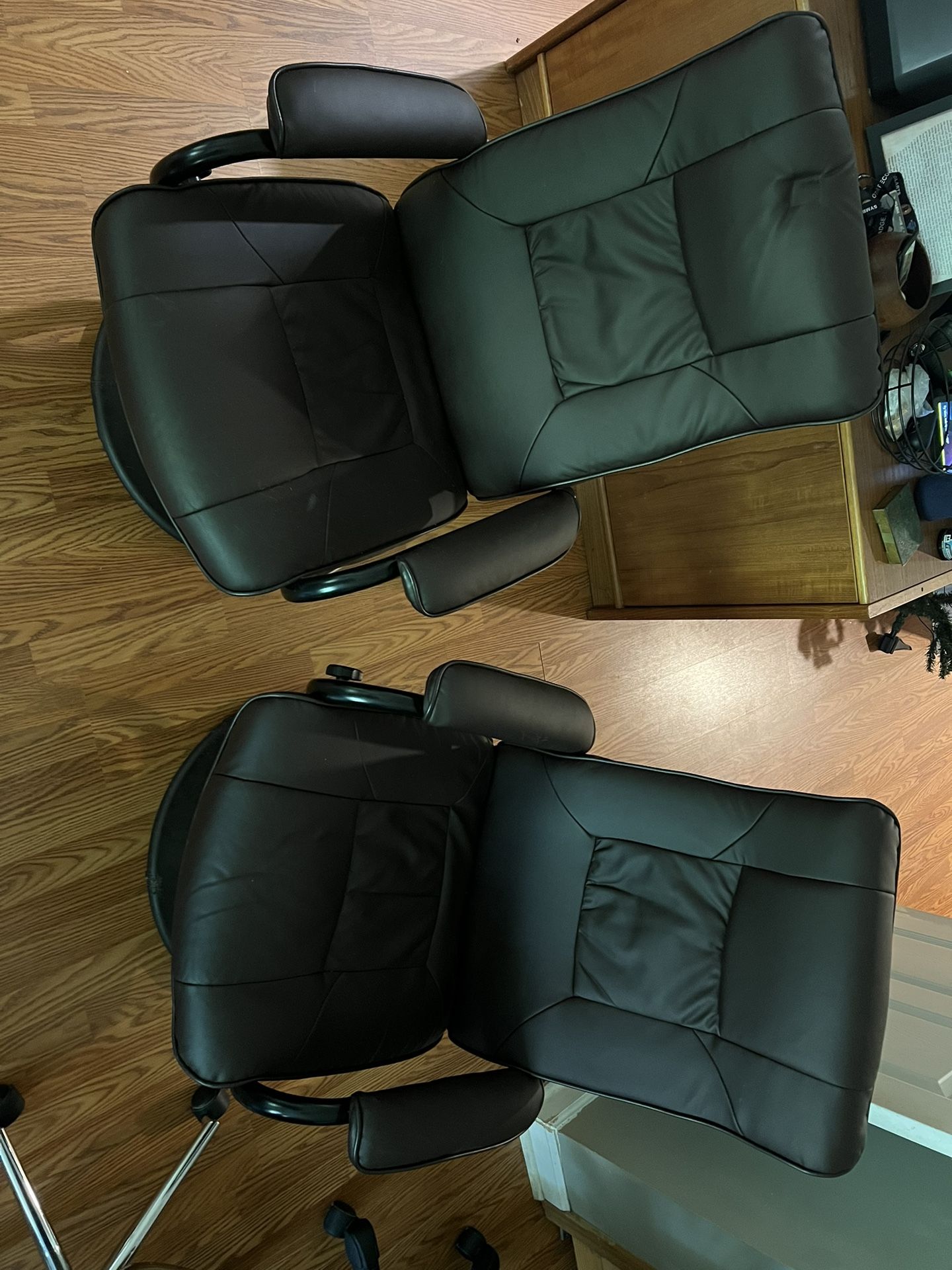 Spaco 360° PVC Leather Swivel Recliner Chair with Ottoman-Brown, Single Sofa