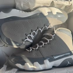 Air Jordan Retro 9’s (Cool Grey) GREAT CONDITION (PRICE IS FIRM) NO TRADES 