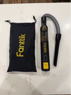 Fanttik Handheld Vacuum