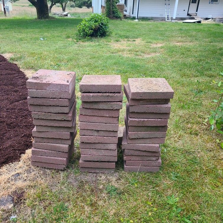 12x12 Red Square Concrete Step Stones for Sale in Graham, WA - OfferUp