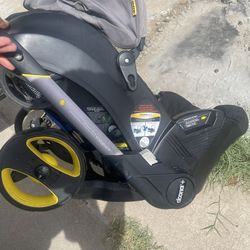 Dona Estroller . 2 In 1