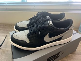 Jordan 1 low size 11 $100