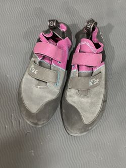 Practically New 5.10 Women’s Rogue One Rock Climbing Shoes