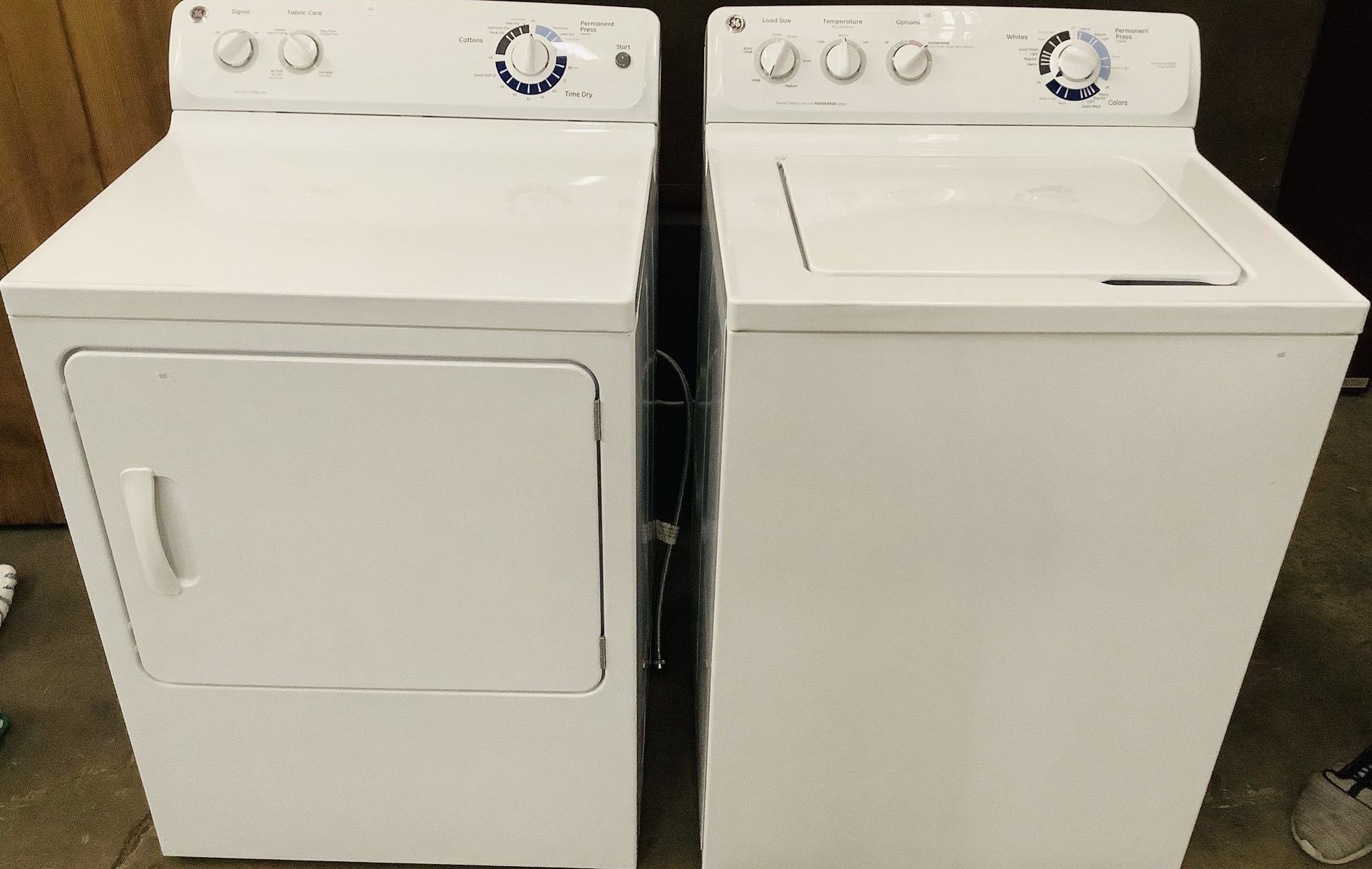 Matching Set Washer And Dryer 
