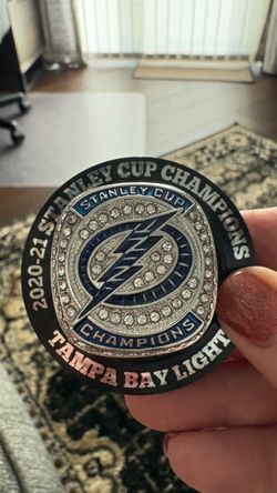 Tampa Bay Lighting Replica Stanly Cup Champions Ring