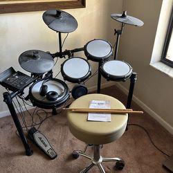 Alesia Nitro Max Drum Kit With Head Phones