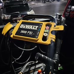 Dewalt 3600 PSI pressure washer