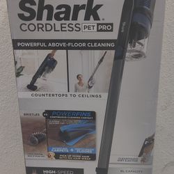 Shark® Pet Pro Cordless Stick Vacuum with Powerfins Brushroll - New