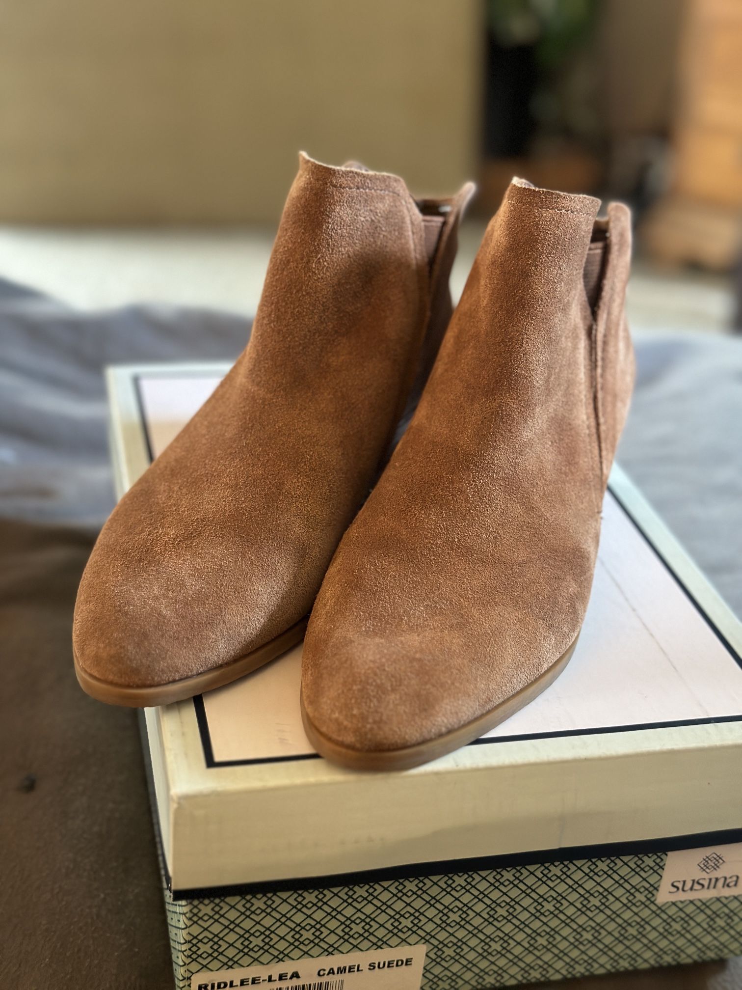 Susina ridlee suede bootie clearance
