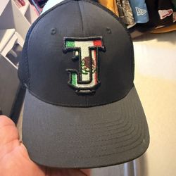 Tijuana One Size 12$