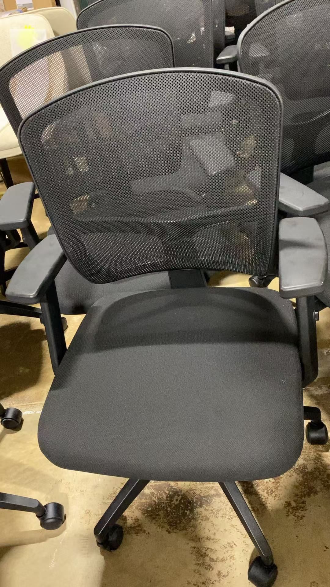 🔥🔥🔥Clearance sale Office Chairs(black)