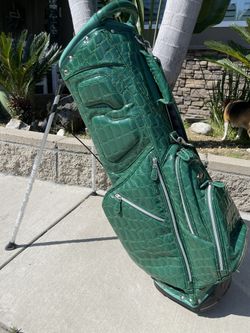 Brand New OUUL Green Gator Golf Stand Bag for Sale in Whittier, CA