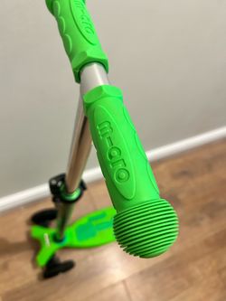 MICRO MAXI SCOOTER GREEN