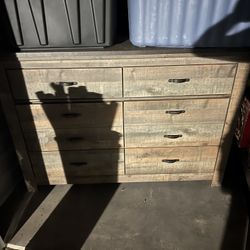 6 Drawer Dresser For Sale