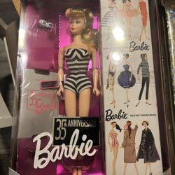 vintage collectible barbie’s 