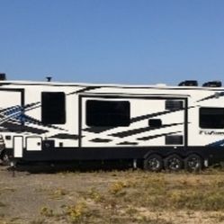 2020 Keystone Fuzion 429