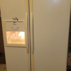 Whirlpool Refrigerator Freezer With Ice Maker 