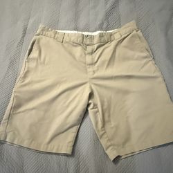 Dickens Mans Shorts Size 44