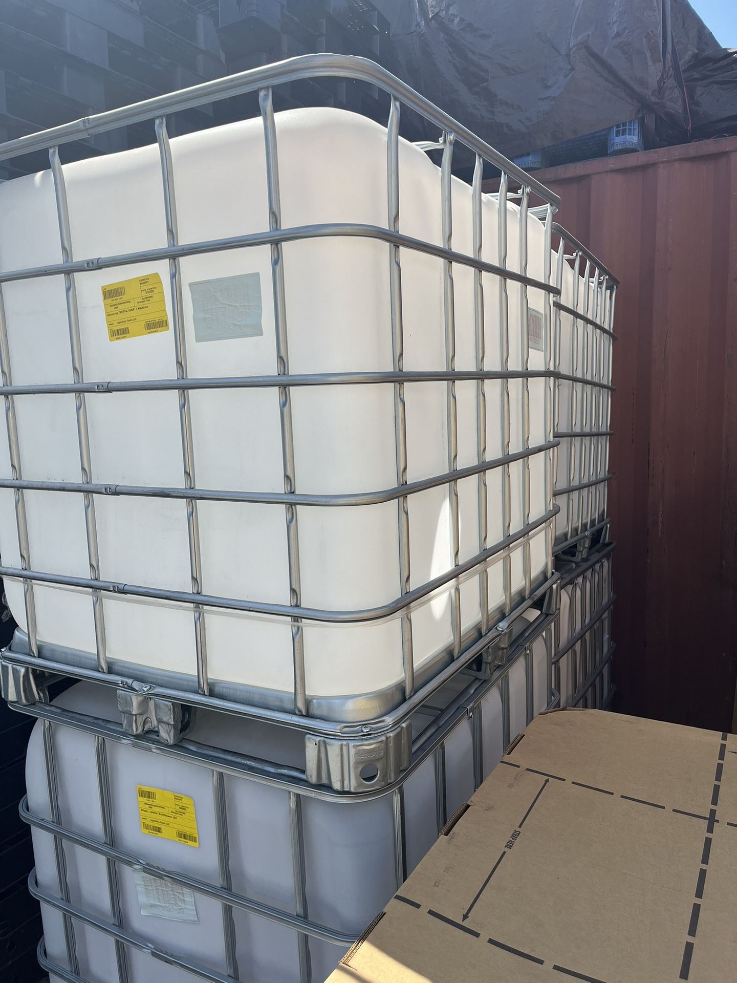 275 Gallon Plastic Water Tank $85 Each