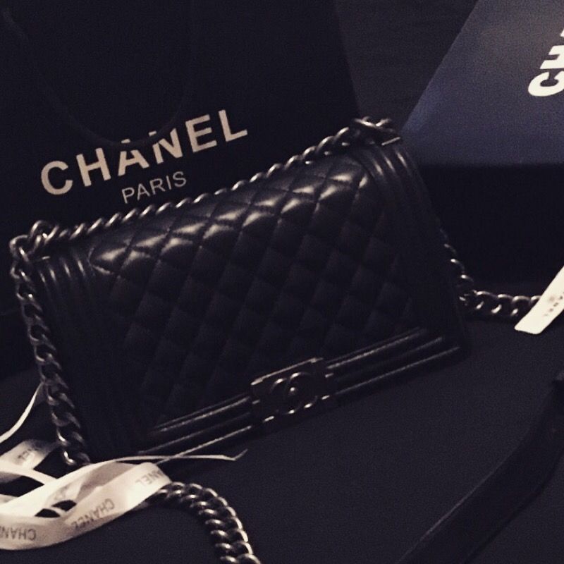 Chanel purse