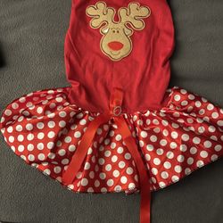 Large dog Christmas dress fits up to about 13 pound