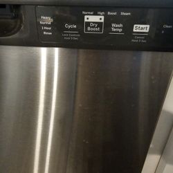 Whirlpool Dishwasher