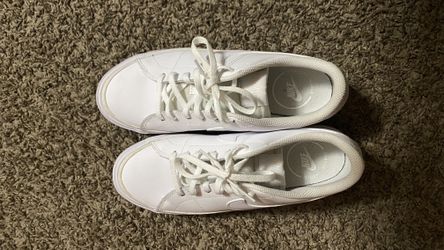 Men’s White Nike Shoes Size 7