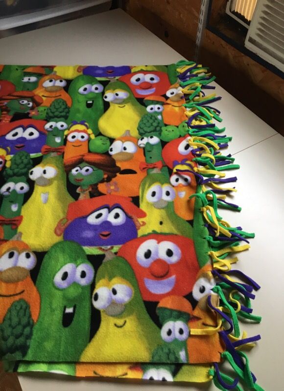 Handcrafted fleece blanket Veggietales 3' x 5'