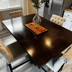 Dining table and 4 chairs