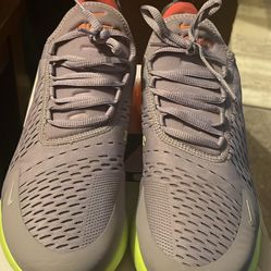 Nike Air Max 270 